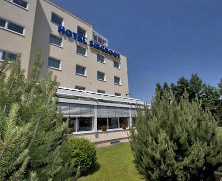 Stadt-Gut-Hotel Siegboot Ζίγκεν Εξωτερικό φωτογραφία